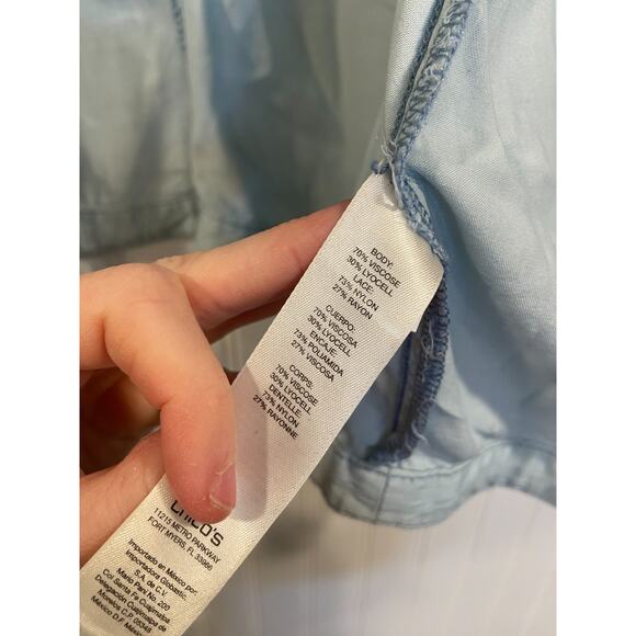 Chicos Top Women's sz 3 XL Blue Chambray Lace Front 3/4 Sleeves Pockets - Picture 4 of 5